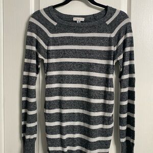 Liz Lange Tunic Sweater